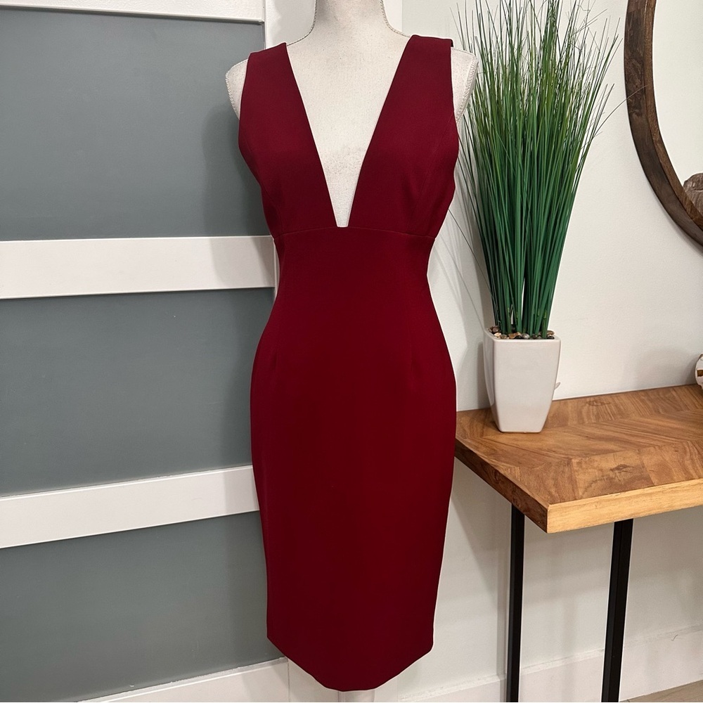 Alice + Olivia Wine Red Backless Plunge V-Neck Dress ❤️